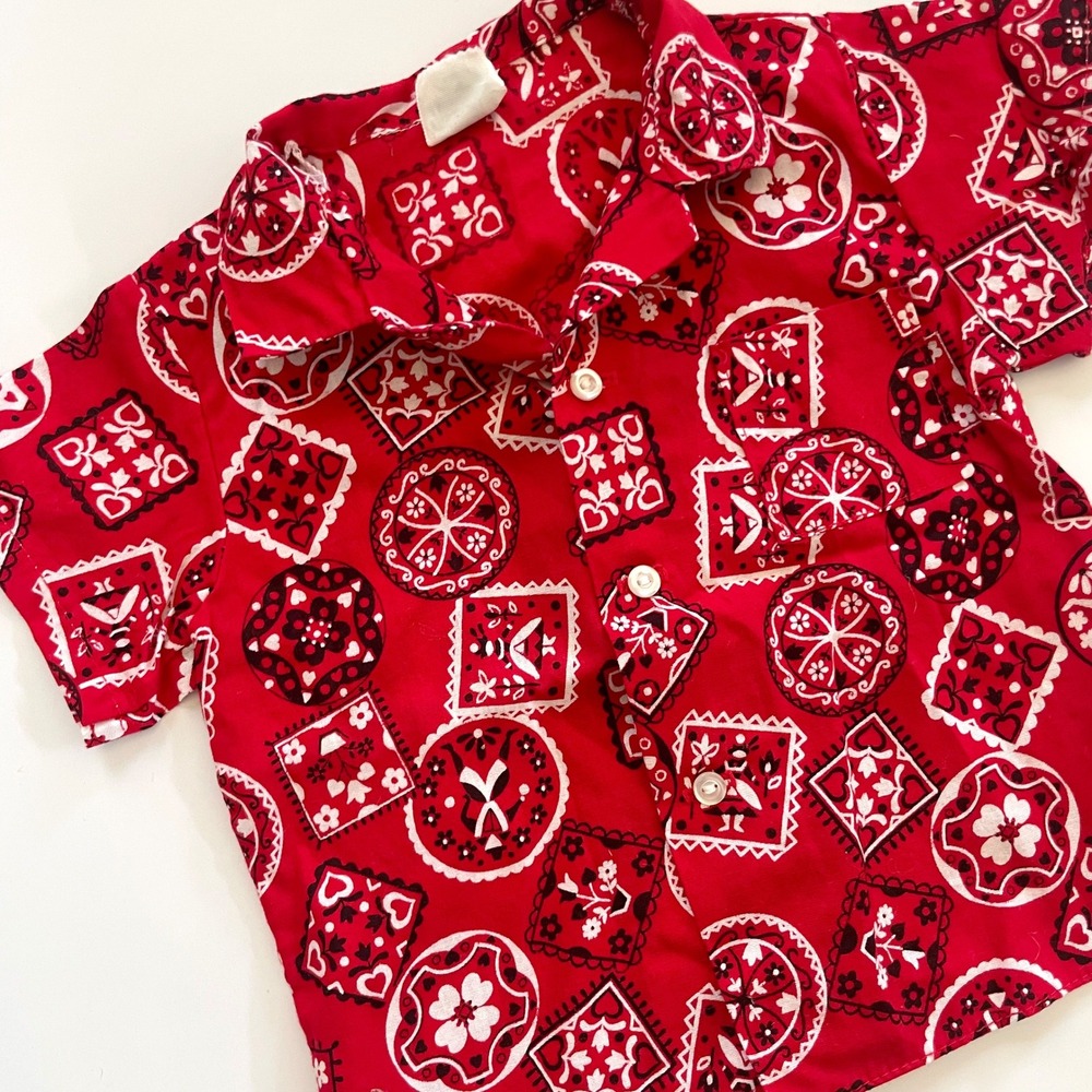Vintage 60s Baby Shirt Red Bandana Print Cotton Button‎ Up Western Americana
